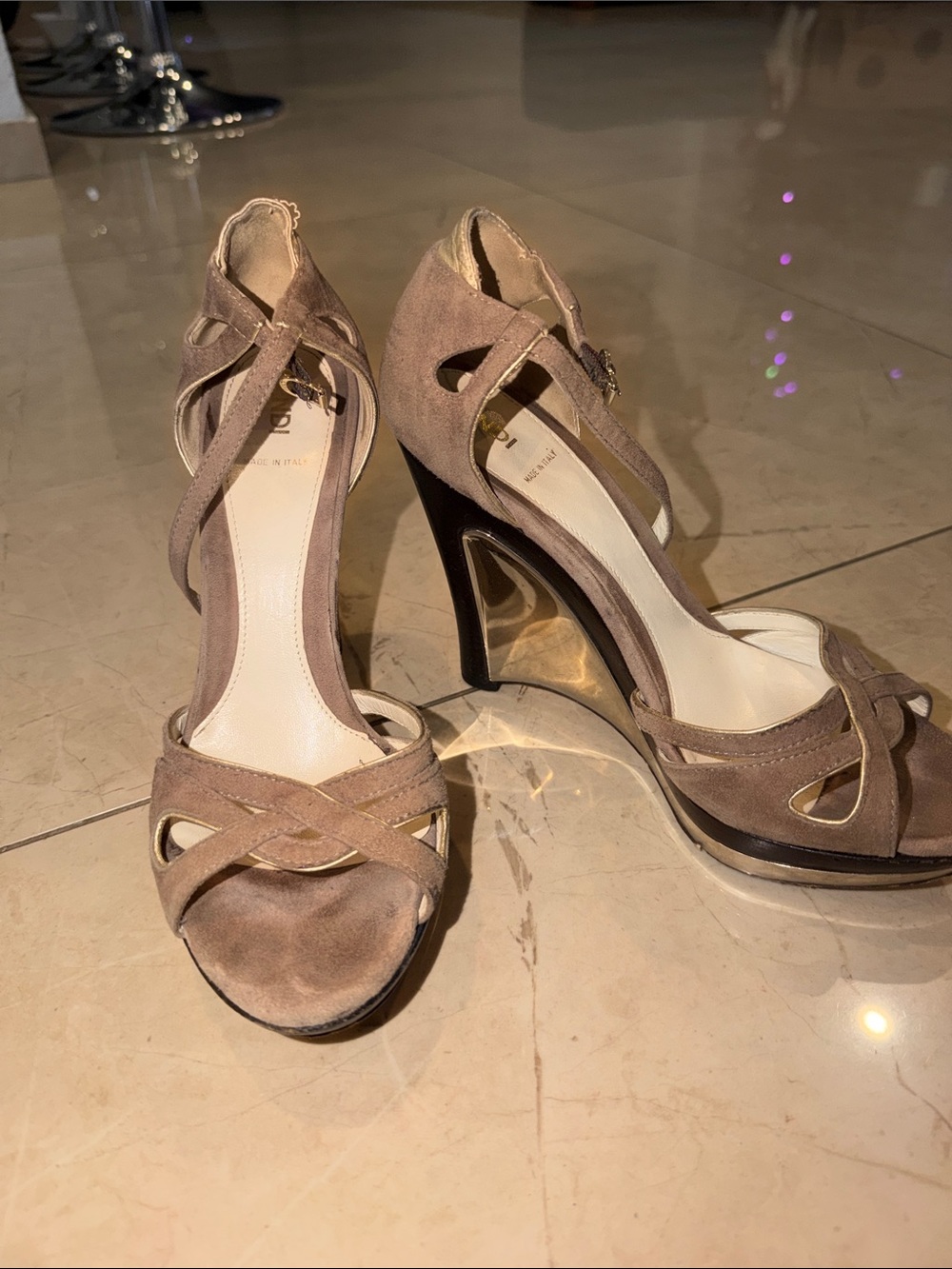 Fendi wedge Women’s Taupe Suede Strappy High Heel Sandals size 39